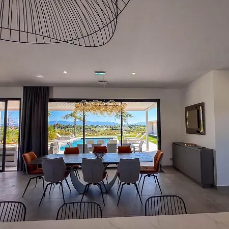 Mas Du Chene Blanc Villa *